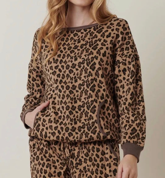 Leopard Pullover